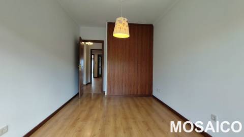 Apartamento T3 DUPLEX Venda em Mafamude e Vilar do Paraíso,Vila Nova de Gaia