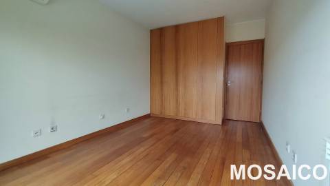 Apartamento T2 Venda em Baguim do Monte (Rio Tinto),Gondomar