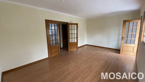 Apartamento T2 Venda em Mafamude e Vilar do Paraíso,Vila Nova de Gaia