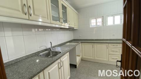 Apartamento T2 Venda em Mafamude e Vilar do Paraíso,Vila Nova de Gaia