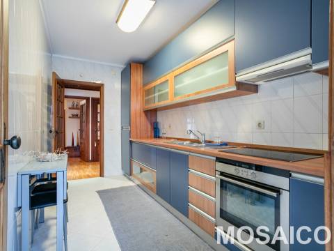 Apartamento T2 Venda em Mafamude e Vilar do Paraíso,Vila Nova de Gaia