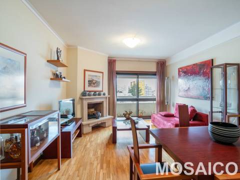 Apartamento T2 Venda em Mafamude e Vilar do Paraíso,Vila Nova de Gaia