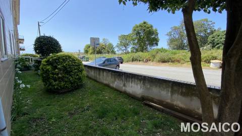 T1 Miramar, próximo à Avª Vasco da Gama (Farmácia Miramar), Garagem BOX p/1 viatura +arrumos