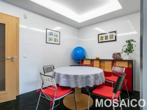 Apartamento T4 Venda em Ramalde,Porto