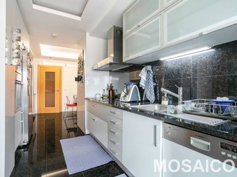 Apartamento T4 Venda em Ramalde,Porto