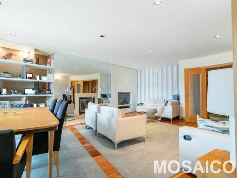 Apartamento T4 Venda em Ramalde,Porto
