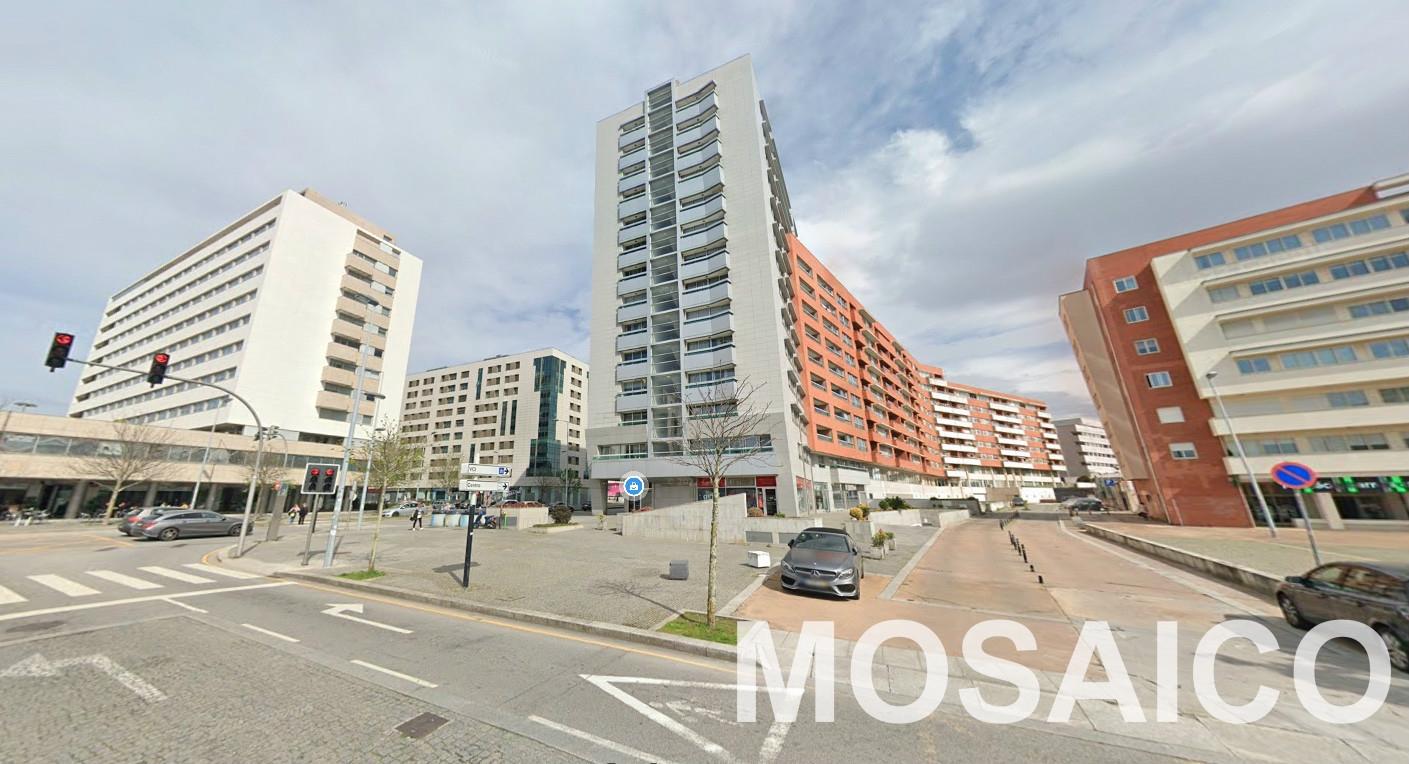 Apartamento T4 Venda em Ramalde,Porto