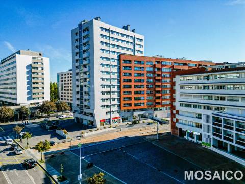 Apartamento T4 Venda em Ramalde,Porto