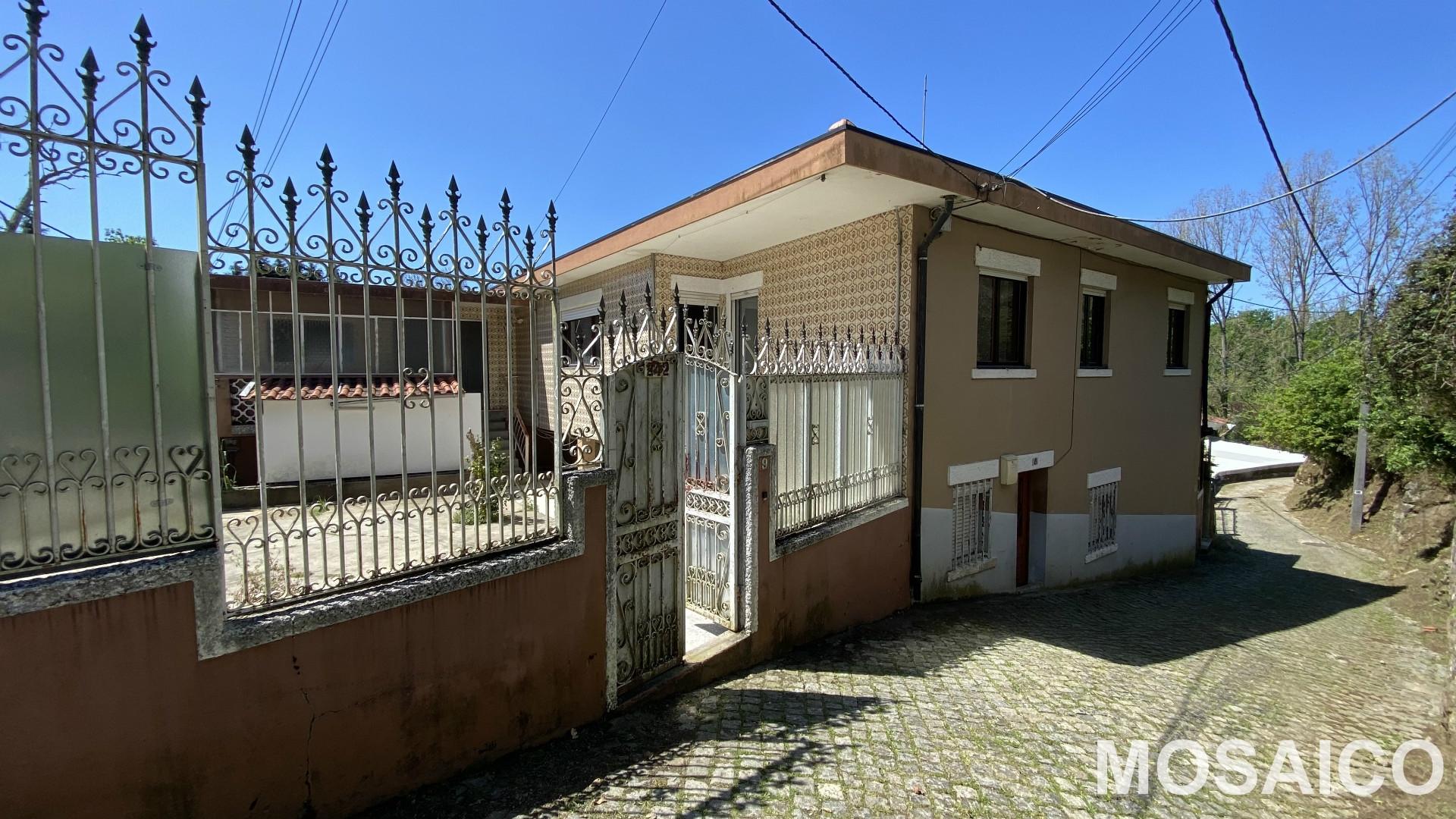 Moradia para Restaurar T4+1 Venda em Avintes,Vila Nova de Gaia