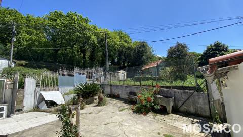 Moradia para Restaurar T4+1 Venda em Avintes,Vila Nova de Gaia