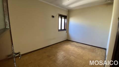 Moradia para Restaurar T4+1 Venda em Avintes,Vila Nova de Gaia