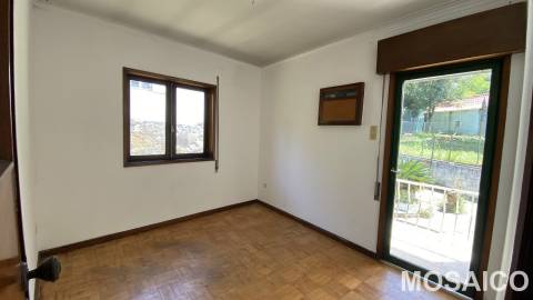 Moradia para Restaurar T4+1 Venda em Avintes,Vila Nova de Gaia
