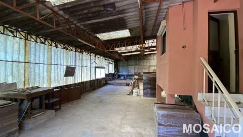 Moradia para Restaurar T4+1 Venda em Avintes,Vila Nova de Gaia