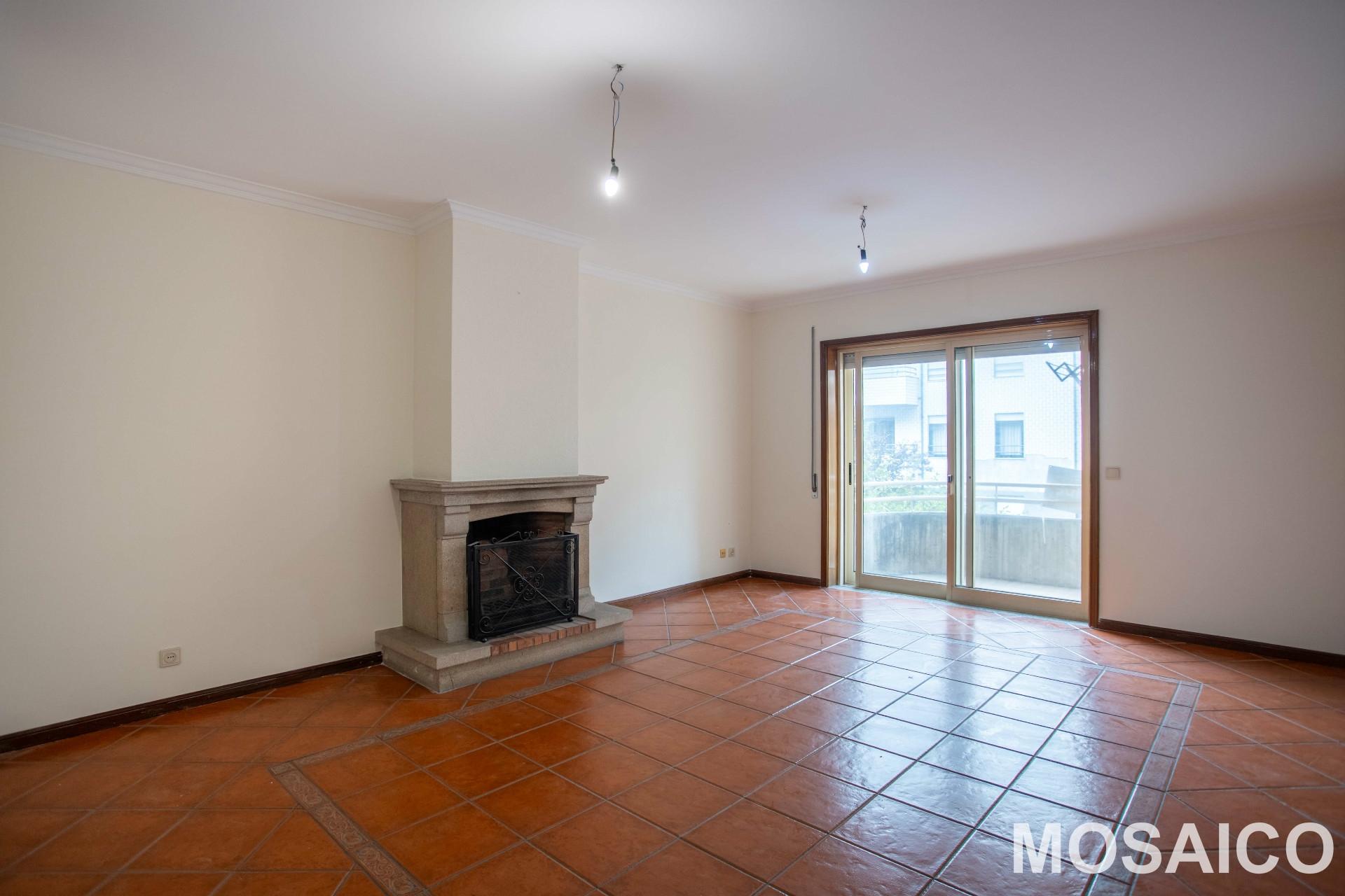 Apartamento T2 Venda em Mafamude e Vilar do Paraíso,Vila Nova de Gaia