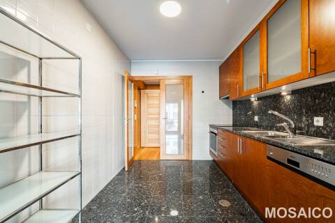 Apartamento T1+1 Arrendamento em Arcozelo,Vila Nova de Gaia