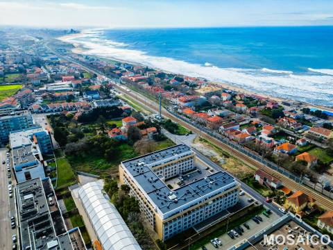 Apartamento T1+1 Arrendamento em Arcozelo,Vila Nova de Gaia