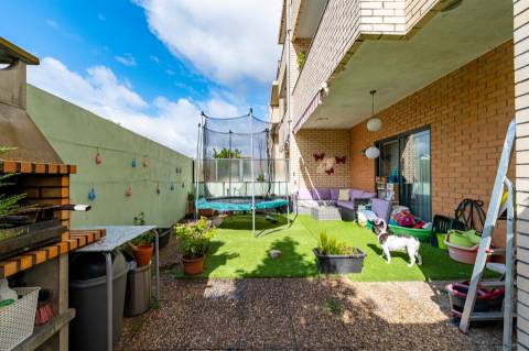 T2 MAFAMUDE (Quinta das Rosas Vilar Paraíso, VNGaia) c/ terraço, garagem fechada BOX