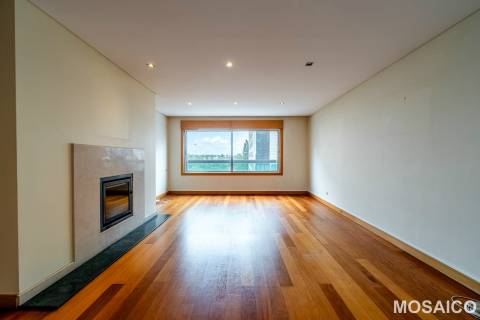 Apartamento T2 Venda em Ramalde,Porto