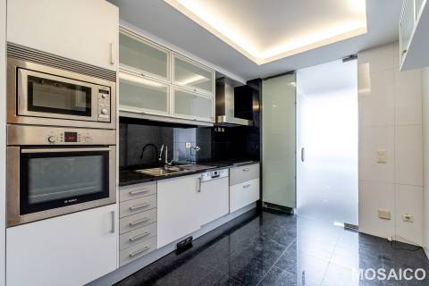 Apartamento T2 Venda em Ramalde,Porto
