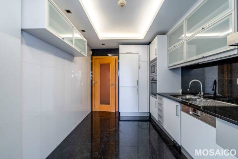 Apartamento T2 Venda em Ramalde,Porto