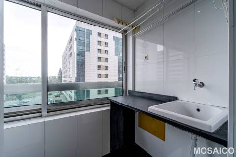 Apartamento T2 Venda em Ramalde,Porto