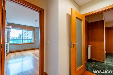 Apartamento T2 Venda em Ramalde,Porto