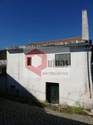 Venda Casa Antiga e  Armazém com Terreno, na Miuzela