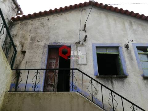 Moradia T3 Venda em Casteleiro,Sabugal