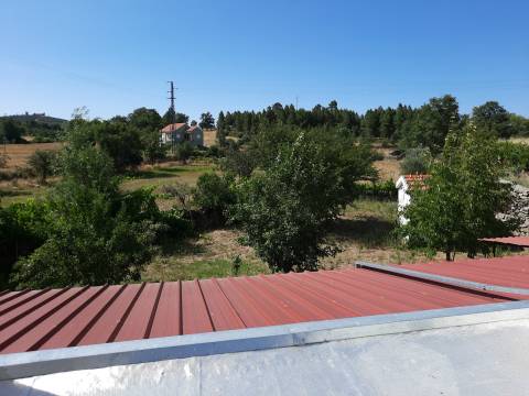 Arrendamento T1 com quintal