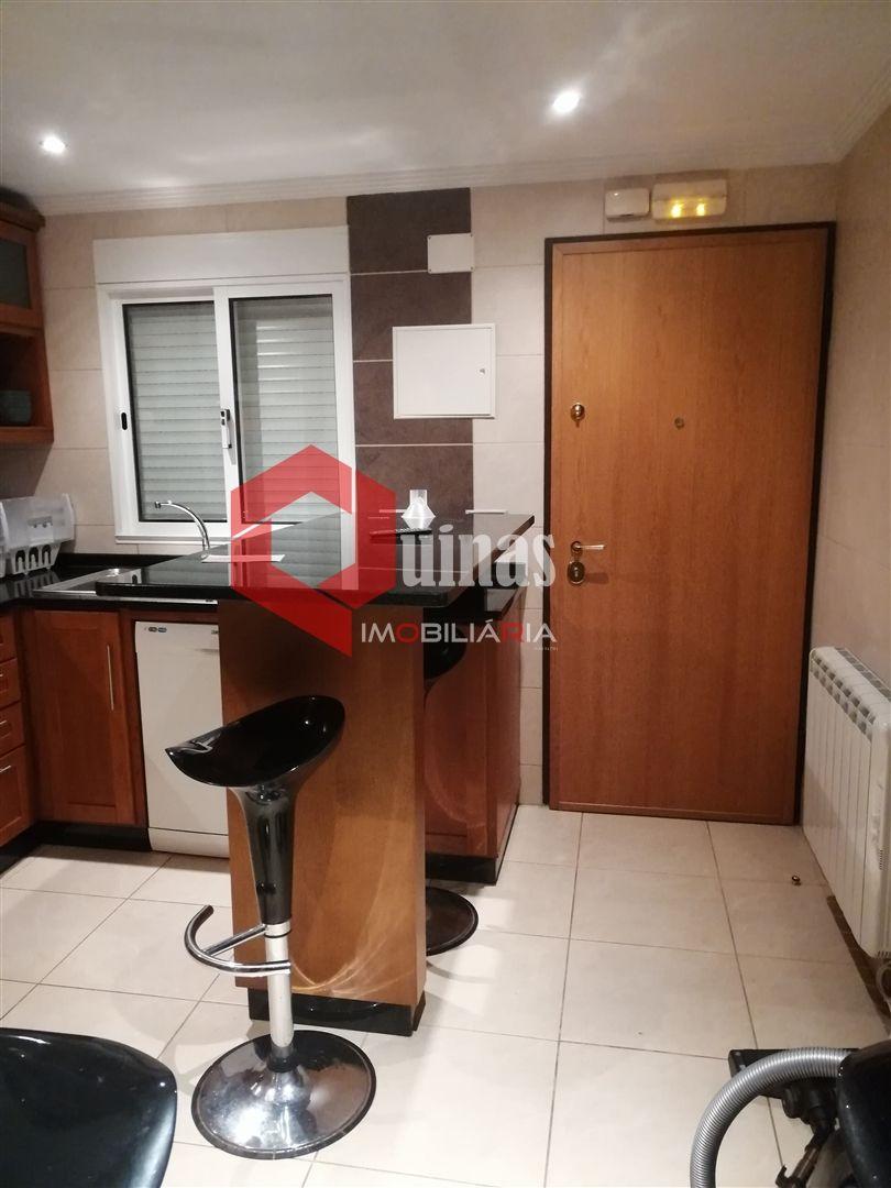 Apartamento T1, centro do Sabugal, mobilado e equipado.