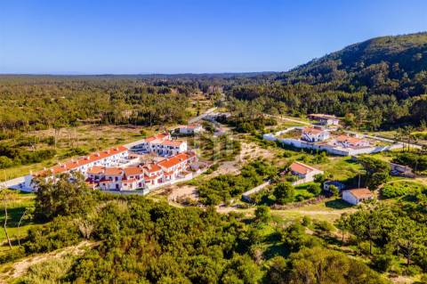Praia de Quiaios. Terreno Com Viabilidade de Construção