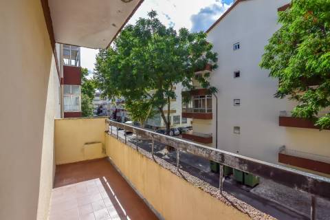 Apartamento T3 para arrendamento, bem localizado no Entroncamento