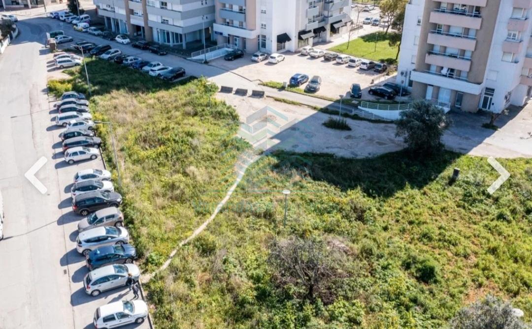Lote de terreno para construção de 12 fogos em Torres Novas