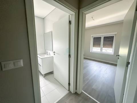 Apartamento T3 novo em Torres Novas, com garagem e varanda
