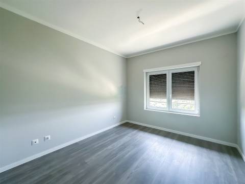Apartamento T3 novo em Torres Novas, com garagem e varanda