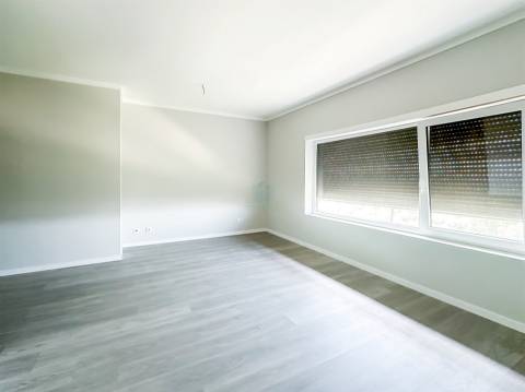 Apartamento T3 novo em Torres Novas, com garagem e varanda