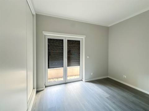 Apartamento T3 novo em Torres Novas, com garagem e varanda