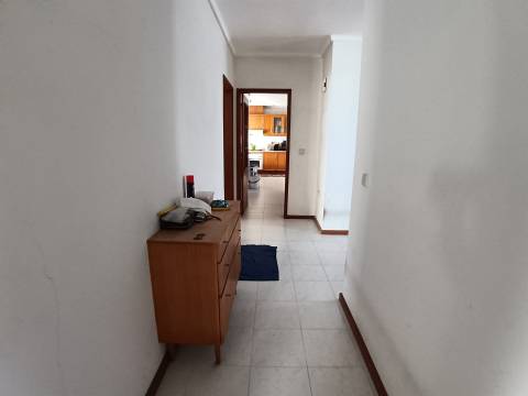 Moradia T4 Isolada com Vista Ria na Gafanha da Boavista com quintal, jardim e garagem.