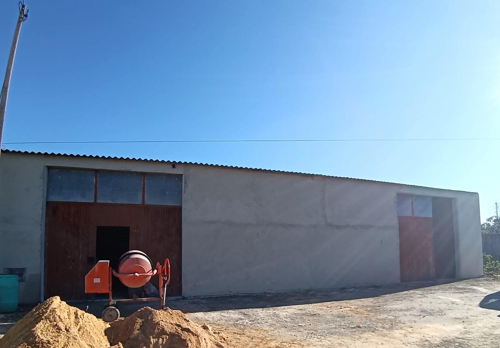 Armazém na zona Industrial de Sosa, Vagos. Excelentes acessos.