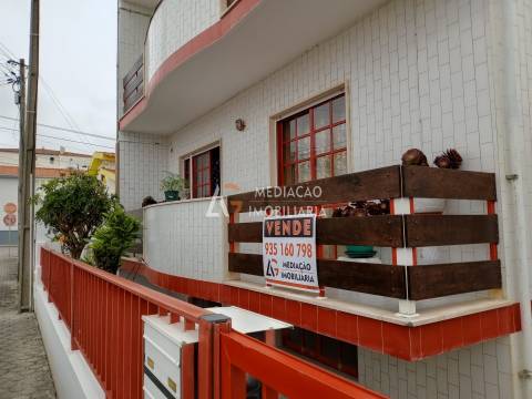 Apartamento T2 à venda na  Praia da Costa Nova