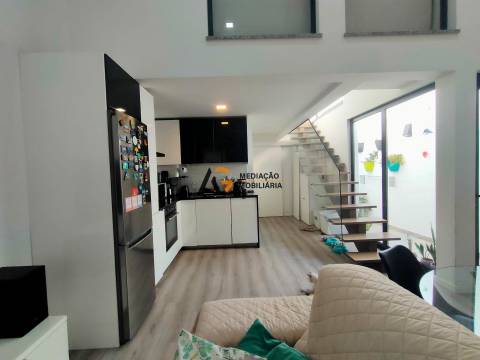 Moradia T2  duplex moderna à venda no Centro de Ílhavo