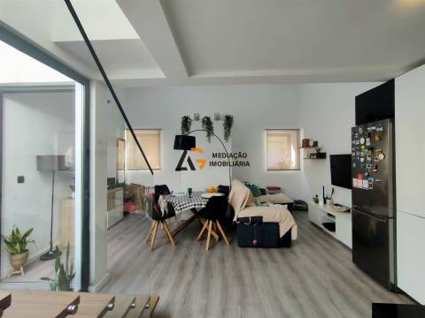 Moradia T2  duplex moderna à venda no Centro de Ílhavo