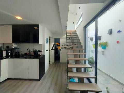 Moradia T2  duplex moderna à venda no Centro de Ílhavo