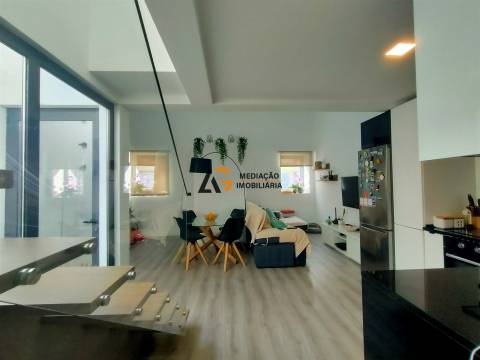 Moradia T2  duplex moderna à venda no Centro de Ílhavo