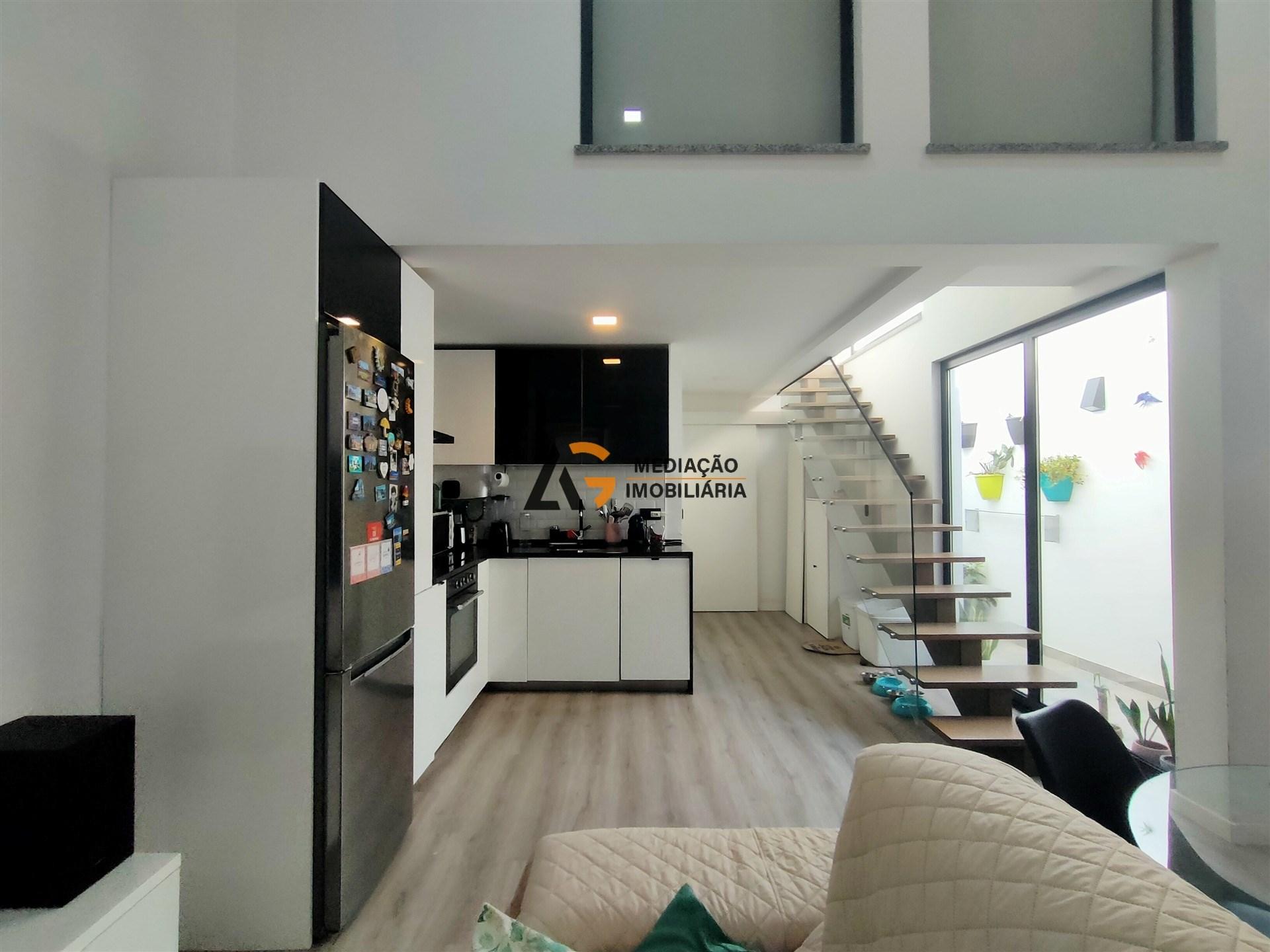 Moradia T2  duplex moderna à venda no Centro de Ílhavo