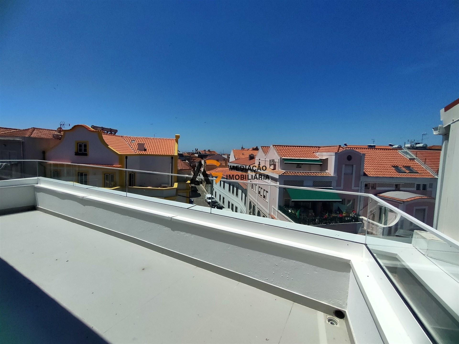 Apartamento T1 com garagem à venda no centro de Aveiro - Ultima cobertura