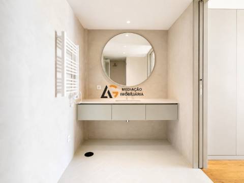Apartamento T1 com garagem à venda no centro de Aveiro - Ultima cobertura