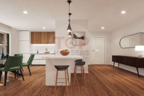 T4 Duplex novo em Almancil