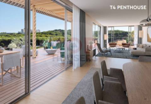 Penthouse de luxo com piscina privativa