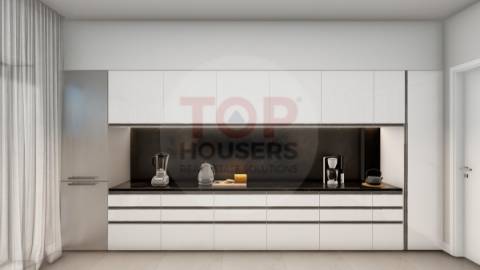 Apartamento T4 novo com garagem em Loulé